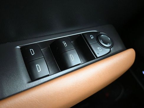 Used 2023 GMC Canyon AT4 w/ AT4 Premium Package image 25