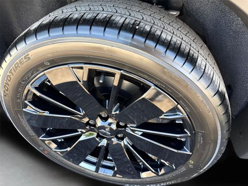 New 2026 Mitsubishi Outlander LE FWD image 15