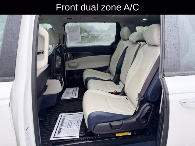 Used 2025 Kia Carnival SX FWD image 9