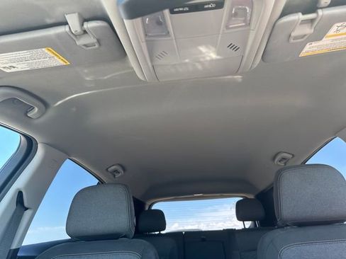 Used 2019 Chevrolet Equinox LT image 21