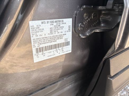 Used 2026 Ford Explorer Active AWD/4WD image 27