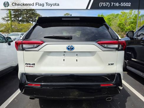 Used 2022 Toyota RAV4 XSE w/ Weather Package image 5