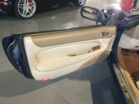 Used 2001 Jaguar XK8 Convertible image 13