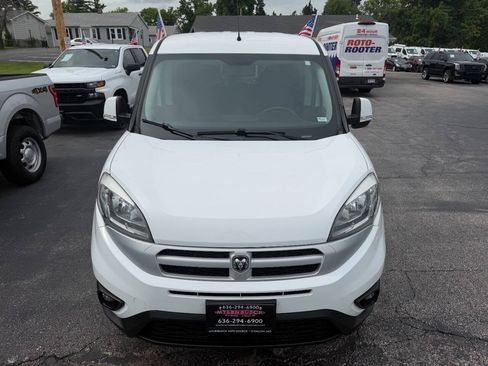 Used 2018 RAM ProMaster City SLT FWD image 3