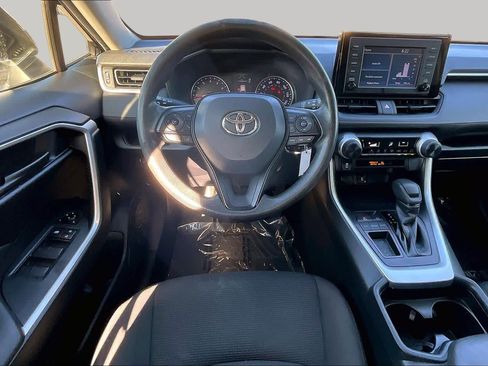 Used 2019 Toyota RAV4 LE w/ All Weather Liner Package FWD image 5