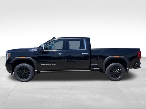 Used 2023 GMC Sierra 2500 Denali w/ Denali Black Diamond Edition AWD/4WD image 35