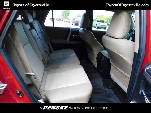 Used 2021 Toyota 4Runner SR5 Premium w/ Moonroof Package AWD/4WD image 5