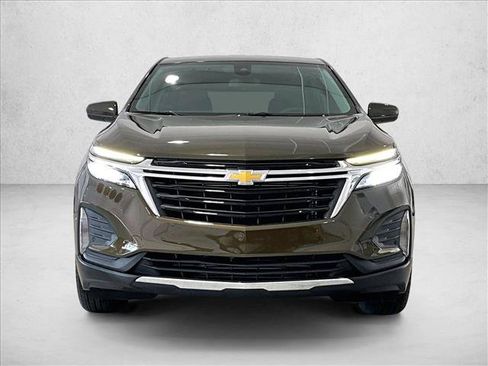 Used 2024 Chevrolet Equinox LT FWD image 3