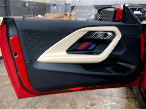 Used 2023 BMW 230i Coupe w/ M Sport Package image 25