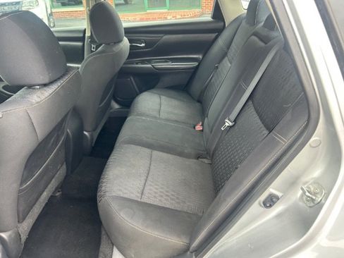 Used 2016 Nissan Altima 2.5 S w/ Power Driver Seat Package FWD image 13