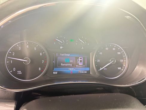 Used 2021 Buick Encore Preferred FWD image 25