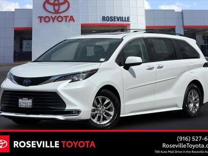 Certified 2022 Toyota Sienna XLE w/ XLE Plus Package