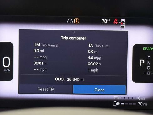 Used 2024 Volvo XC60 T8 Ultimate w/ Protection Package Premier AWD/4WD image 5