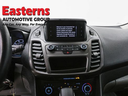 Used 2019 Ford Transit Connect XL FWD image 11