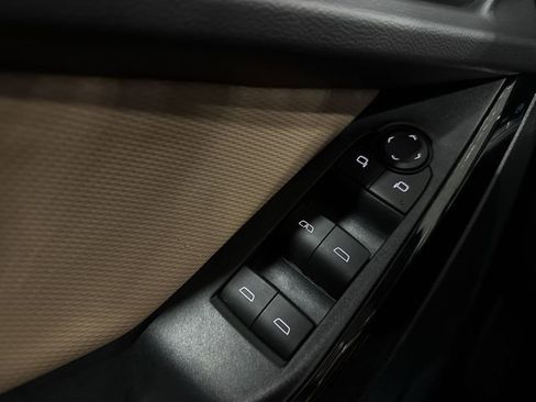 Used 2026 Chevrolet Equinox ACTIV w/ Convenience Package III image 21