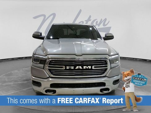 Used 2022 RAM 1500 Laramie AWD/4WD image 2
