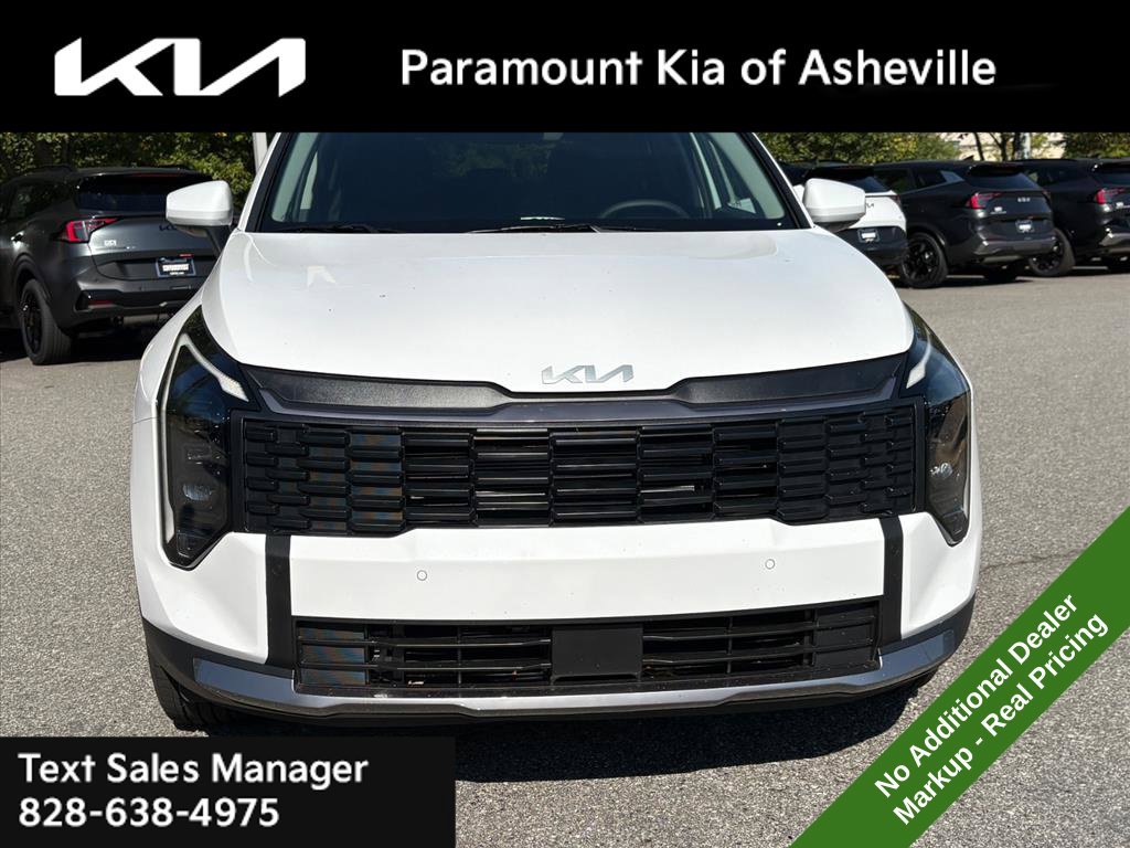 New 2027 Kia Sportage LX FWD image 2