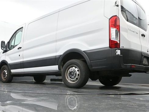 Used 2019 Ford Transit 250 130 Low Roof image 10