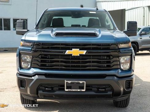 New 2026 Chevrolet Silverado 2500 W/T image 2