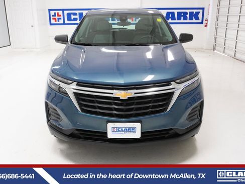 Used 2024 Chevrolet Equinox LS w/ Driver Confidence II Package image 2