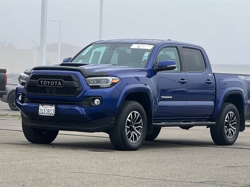 Certified 2023 Toyota Tacoma TRD Sport image 10