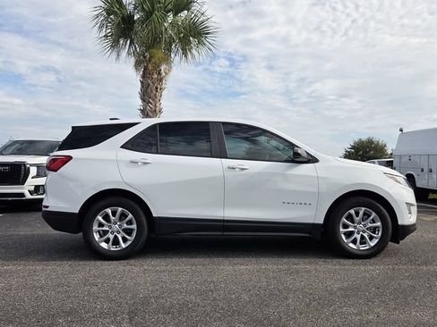Used 2021 Chevrolet Equinox LS FWD image 7