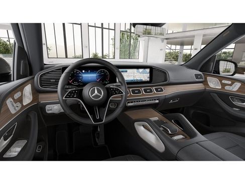 New 2026 Mercedes-Benz GLE 580 4MATIC image 3