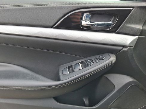 Used 2017 Nissan Maxima 3.5 SL image 11