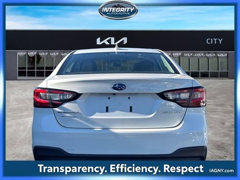 Used 2023 Subaru Legacy Premium image 6