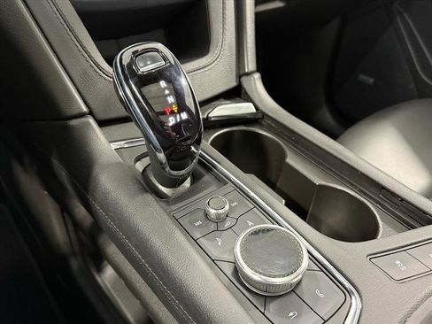 Used 2023 Cadillac XT5 Premium Luxury image 18