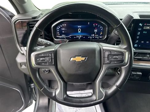 Used 2024 Chevrolet Silverado 2500 LT AWD/4WD image 15
