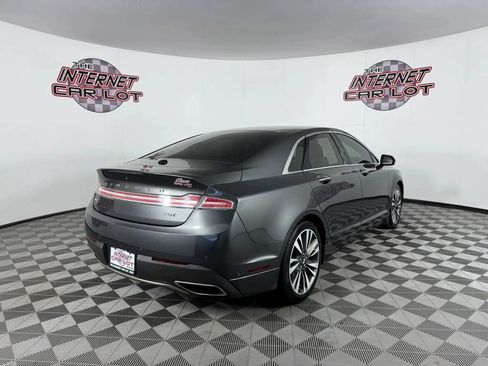 Used 2019 Lincoln MKZ Reserve FWD image 7