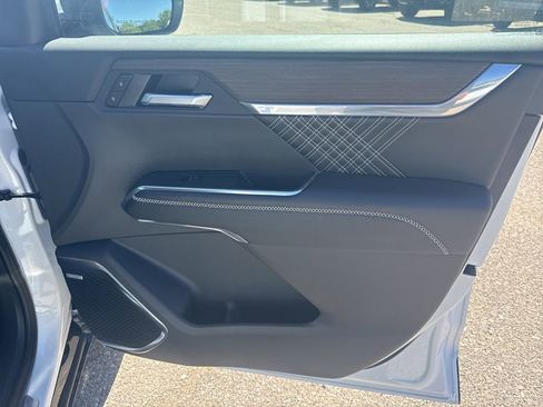 New 2026 GMC Acadia Denali w/ Super Cruise Package AWD/4WD image 19