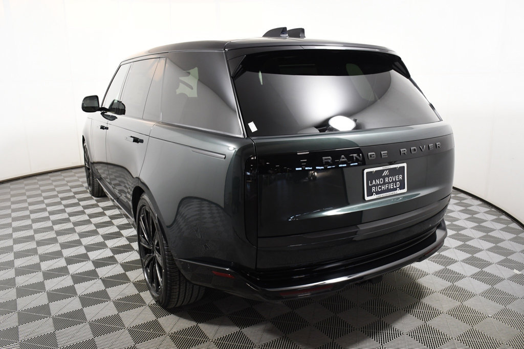 New 2026 Land Rover Range Rover Long Wheelbase SE AWD/4WD image 4
