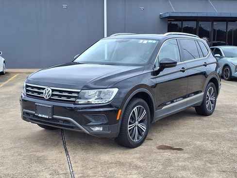 Used 2019 Volkswagen Tiguan SEL AWD/4WD image 3