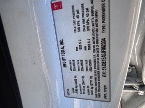 Used 2018 Tesla Model 3 Long Range RWD image 11