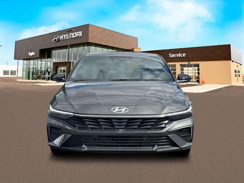 New 2026 Hyundai Elantra Sport FWD image 12