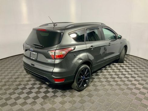 Used 2017 Ford Escape Titanium AWD/4WD image 17