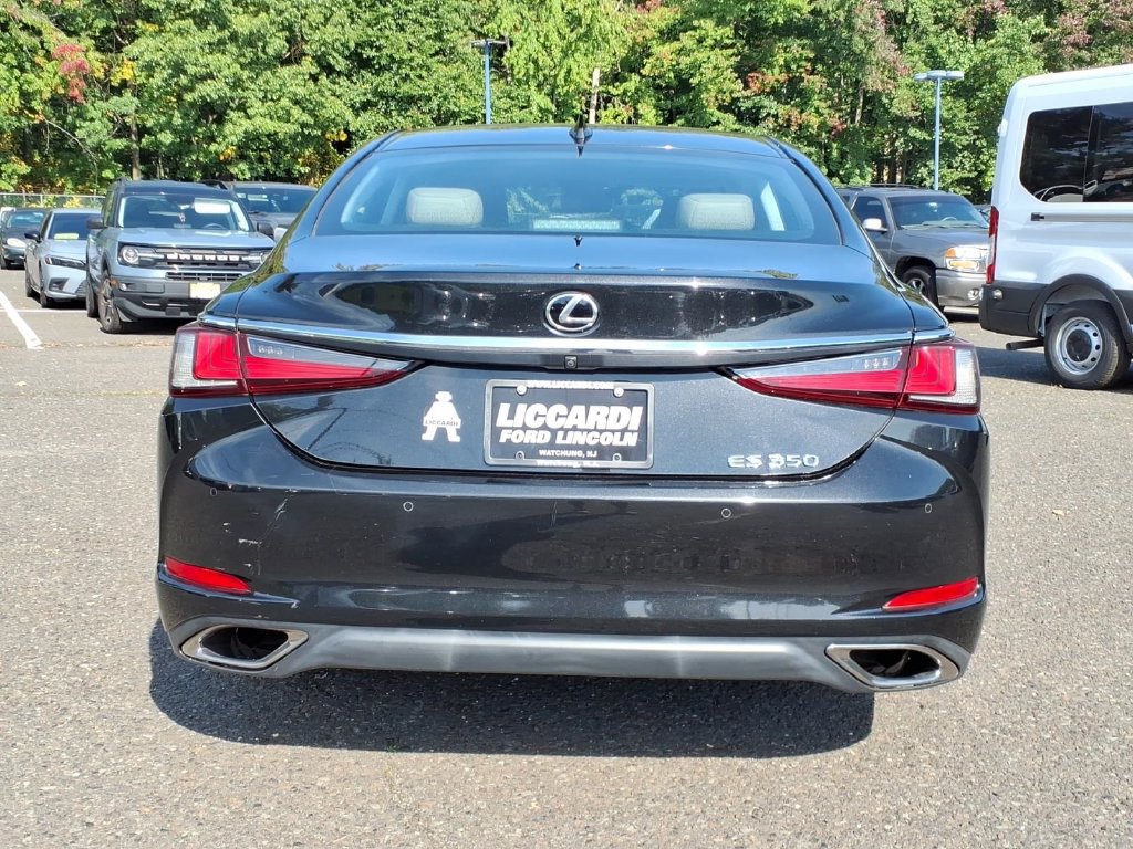 Used 2019 Lexus ES 350 w/ Premium Package FWD image 6