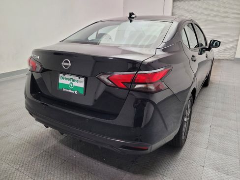 Used 2025 Nissan Versa SV FWD image 7