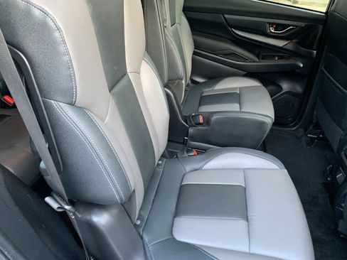 Used 2022 Subaru Ascent Onyx Edition image 17