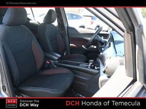 Used 2022 Nissan Kicks SR image 21