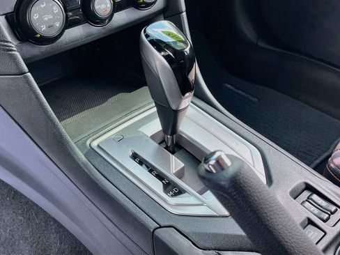 Used 2018 Subaru Crosstrek 2.0i Premium AWD/4WD image 16