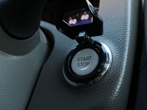 Used 2009 INFINITI G37 x Sedan w/ Premium Pkg image 32