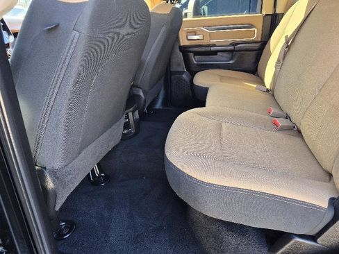 Used 2019 RAM 2500 Big Horn AWD/4WD image 13