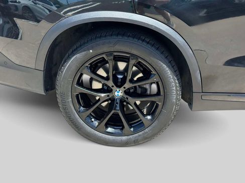 Certified 2024 BMW X5 xDrive40i w/ Premium Package AWD/4WD image 7