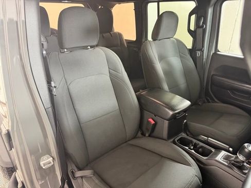 Used 2020 Jeep Wrangler Unlimited Sport S image 24
