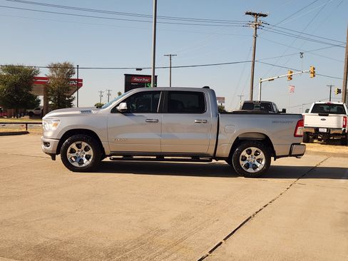 Used 2022 RAM 1500 Lone Star AWD/4WD image 3