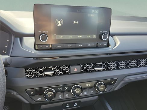 New 2025 Honda Accord SE image 23