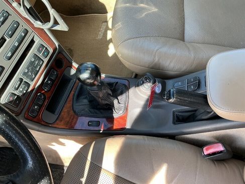 Used 2001 Saab 9-5 Aero image 24